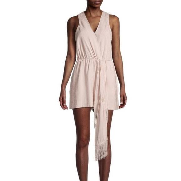 BCBGMAXAZRIA SURPLICE NECK SLEEVELESS FRINGE ROMPER NWT SIZE 0 - Picture 1 of 9